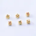 Cuentas de trébol bañadas en oro de 14K con circonitas para creación de joyería DIY - Circón Verde (F101) / Paquete de 10 / Bañado en Oro de 18K