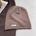 Berretto in maglia marrone caffè 100% lana con elegante bordo arrotolato autunnale - Cammello Tinta Unita