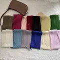 Vielseitige plissierte schmale Schals in verschiedenen kräftigen Uni-Farben - 130*9cm / Himbeerrosa