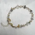 Natuurlijke zoetwaterparel en kristallen kralenarmband met gouden karabijnsluiting - Herkimer Kwarts