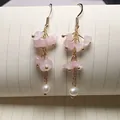 Boucles d'oreilles pendantes en quartz rose et perles d'eau douce pour femmes - Cristal Rose