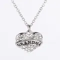 Collana cuore argento con cristalli scintillanti e striscione con scritta GRANDMA - Nonna