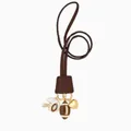 Sportlicher Leder-Taschenanhänger mit Football-Helm, Ball und goldenem Herz-Anhänger - Rugby Thema Set