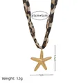 Goldene Seestern-Halskette mit Leopard-Muster-Kordel und 45cm Kettenlänge - Seestern-Anhänger / Gold
