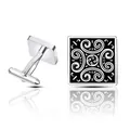 Gemelli da polso quadrati argento con motivo floreale nero e chiusura a scatto su sfondo bianco - Square Style / Motivo A Volute Vintage Argento Nero (P1034)