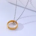 Minimalistischer goldener Ring-Anhänger aus Titanstahl an einer silbernen Kugelkette - Gold Gebürsteter Stil (GA1028-3) / Gold