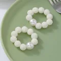 Elegante juego de servilleteros con perlas blancas y una gran perla de imitación fina - Estilo Bola de Perlas Grande (Z1152)