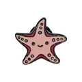Pin de esmalte de estrella de mar rosa animada con una linda cara sonriente - Estrella de Mar Rosa (C2355-2)