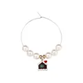 Beaded Christmas wine glass charm with white pearls and brown gingerbread house charm - Gingerbread House Style (Z1311-2)
