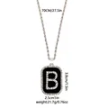 Cadena plateada estilo hip hop con colgante rectangular negro y letra B de diamantes - Letra B