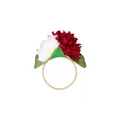 Goldener Serviettenring mit burgunderfarbenen und cremefarbenen Kunstblumen und Blättern - Rot und Weiß Zweifarbig Floral Stil (Z1320-8)