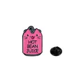 Emaille-Pin in Rosa mit Katze in Dose und Hot Bean Juice Text inklusive Verschluss - Rosa Katzen-Dose (HOT BEAN JUICE)
