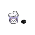 Niedliche weiße Katze in lila Tasse Emaille-Anstecknadel mit Schmetterlingsverschluss - Lila Becher-Katze