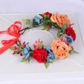 Couronne de fleurs avec roses rouges et violettes pour mariages bohèmes ou festivals - Style Contraste Rouge Bleu (W1168)