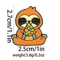Dimensioni di una spilla smaltata bradipo alta 2,7 cm che mangia pizza per borse - Bradipo Che Mangia Pizza (C2619-3)