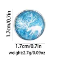 Spilla a forma di alce bianco su sfondo sfumato blu, diametro 1,7 cm per vestiti e borse - Stile Cervo Bianco Sfumato Blu (C2459-3)