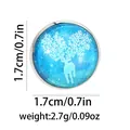 Broche en cristal élan ciel étoilé bleu avec cadre argent, 1,7 cm de diamètre et 2,7 g de poids - Style Cerf Bois en Arbre Ciel Étoilé Bleu (C2459-10)