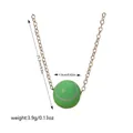 Vue détaillée du collier pendentif balle de tennis avec ses dimensions et son poids - Style de Tennis (A2950)