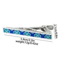Pince à cravate argentée avec motif émaillé bleu comprenant dimensions et poids - Pince à Cravate en Émail Floral Bleu (T1065)