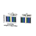 Vue détaillée des boutons de manchette argentés avec des motifs à rayures verticales colorées - Boutons de Manchette Rectangulaires à Rayures Multicolores (B1537)