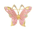 Roze emaille vlinderbroche met gouden frame en strass steentjes op witte achtergrond - Roze Emaille Gouden Vlinder (C2746-30)