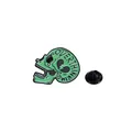 Spilla in smalto a teschio verde con testo Overthinking e chiusura a farfalla - Stile Teschio Verde OVERTHINKING (C2793)