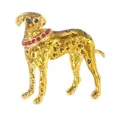 Broche dalmatien dorée chic avec taches noires et détail de collier en pierre rouge - Style Dalmatien Debout Doré (C2746-6)