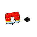 Pin de esmalte de gato blanco y negro con puerta de palacio rojo y cierre de goma - Gato en la Puerta del Palacio (C2648-4)