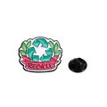 Épinglette en émail symbole de recyclage vert avec ruban rouge et fermoir en caoutchouc - Style Logo Recyclage (C2708-3)