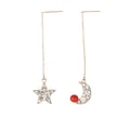 Orecchini asimmetrici in oro con stella, luna, cristalli e dettagli di perle rosse - Stile Asimmetrico Stella Luna Perla Rossa Oro (F1570-22)