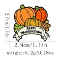 Badge Happy Thanksgiving en émail avec citrouille et tournesol, taille 2,9cm et poids 5,2g - Groupe de Citrouilles (C2993-5)