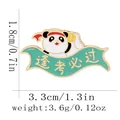 Pin de panda esmaltado con frase 'Aprueba cada examen' para la suerte escolar - C3164-3