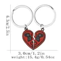 Vista dettagliata del portachiavi a puzzle a forma di cuore con misure 6,3 cm e 3,0 cm - Set di Portachiavi a Cuore Puzzle (D1438)