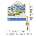Emaille-Anstecknadel mit Mount Kailash Design und einer Miniatur-Gebetsmühle als Anhänger - Berg Kailash Stil (C3315-1)
