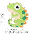 Simpatica spilla in smalto a forma di dinosauro verde con indicazioni di peso e misura - Stile Dinosauro (C3324-1) / Verde