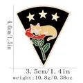 Cat lying on red flower enamel pin with dimensions and weight measurements shown - Triangle Starry Cat Style (C3368-4)