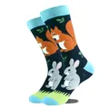 Chaussettes mi-hautes bleu foncé avec motifs jacquard colorés d'écureuils et lapins - Écureuil Bleu Foncé (GM0063)