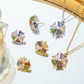 Kleurrijke zirkoon sieradenset met bloemvormige ketting en oorknopjes van titanium staal - Set / Goud