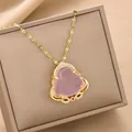 Colgante de Buda sonriente rosa en acero de titanio dorado con circonitas y estuche de regalo - Oro Rosa