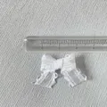 Mini lazo de malla translúcida blanca para el pelo con bordes ondulados y regla - Blanco