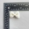 Detalle de lazo de gasa blanca con cuentas plateadas, 40mm de ancho para accesorios de DIY - Chifón Blanco Con Cuentas (18)