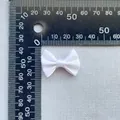 Detailed size measurement of 3cm white satin ribbon bow for DIY accessories and crafts - White(9)