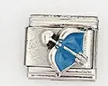 Dettaglio charm italiano in acciaio inossidabile con motivo arco e freccia blu - Stile Arco e Freccia Blu (002-27)