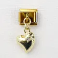 Detail eines italienischen Goldmodul-Anhängers mit texturiertem Herz und kleinem Diamanten - Texturierter Strass Herz Stil (17)