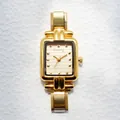 Orologio al quarzo quadrato dorato da donna con cinturino in metallo modulare su bianco - Quadrante Bianco Crema Oro