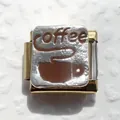 Primer plano de eslabón italiano de acero dorado con diseño de taza de café plata - Café 1