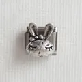 Gros plan du charme lapin en argent vintage pour bracelets modulaires italiens - Lapin 2
