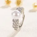 Bague réglable en argent élégante avec perle blanche lustrée et accents de zircons étincelants - Design Ouvert Réglable / Perle Blanche
