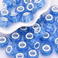 Primer plano de cuentas de resina azul con efecto agrietado y núcleo de metal plateado - Azul Real(4)