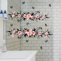 Detail von rosa Rosen und Ranken Wandaufklebern auf Badezimmerfliesen über Waschbecken - Pinke Rose Und Schwarzer Schmetterlingsrebe Stil (CT6079-ZY)